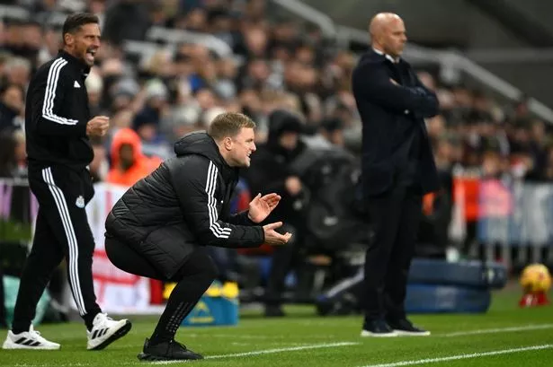 Arne Slot reveals chats with Eddie Howe: “I’ve texted with him” 