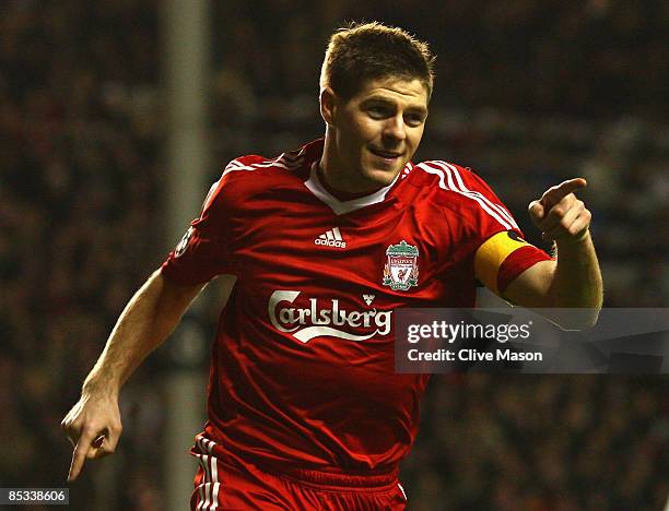 Steven Gerrard believes ‘fantastic’ Liverpool midfielder is even better than Declan Rice 