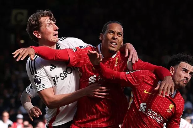 'Oh dear, oh dear!' - PGMOL insider blasts Rob Jones and VAR for 'ruining the game' in Chelsea vs Fulham controversy
