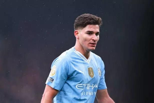 Man City stars react to Kyle Walker's 'big' message after Liverpool win in final seconds