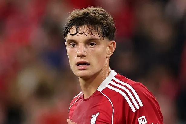 Giovanni Leoni injury latest after Liverpool defender stretchered off on full debut 