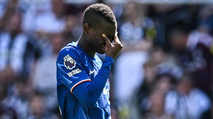 Why Chelsea believe they can seal cut-price deal for Alejandro Garnacho, the FOUR youngsters on Arsenal radar and the latest on a new Liverpool bid for Alexander Isak: TRANSFER CONFIDENTIAL