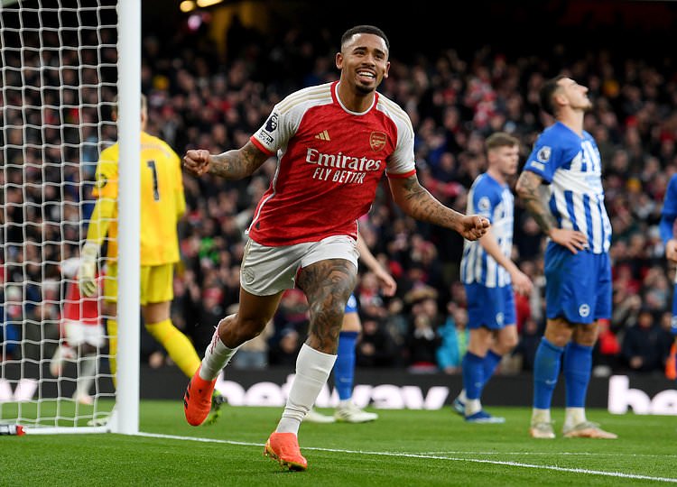 Newcastle vs. Liverpool live updates – latest score, teams and more 