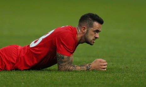 Danny Ings officially signs for new club