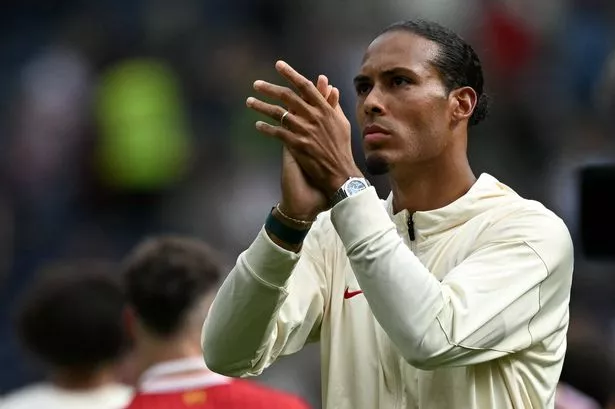 Burnley star reveals what he told Hannibal Mejbri after Liverpool handball incident 