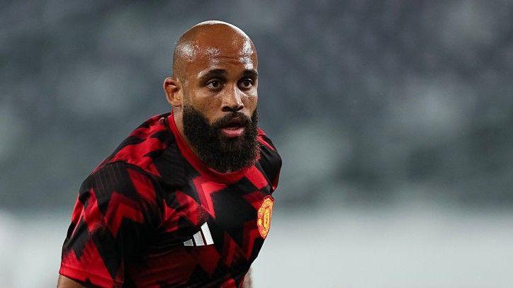 'Big red flag' - Man United fans baffled by 'horrendous' Benjamin Sesko decision