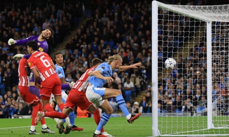 Premier League updates: Salah scores stoppage-time penalty as Liverpool beat Burnley 