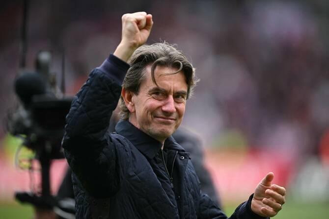 Thomas Frank thanks Jurgen Klopp after Manchester City win