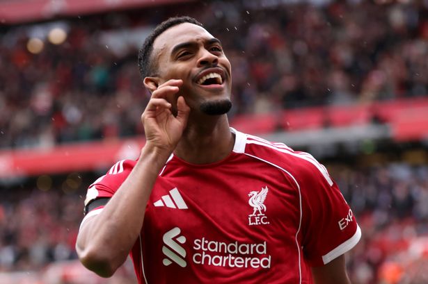 Harry Redknapp names two Liverpool players in Premier League Team of the Week 