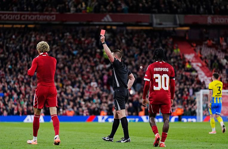 Slot tells Liverpool star to learn to control his emotions after “needless” incident 