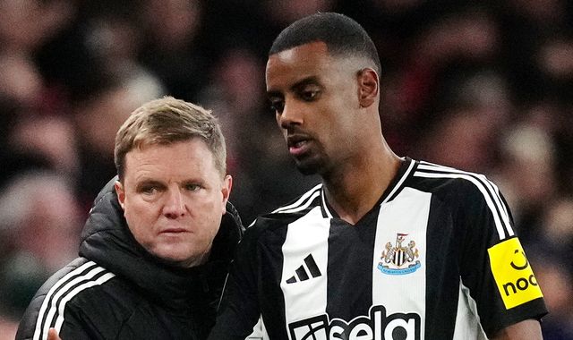 Eddie Howe makes Alexander Isak transfer demand after Newcastle chief 'visits striker' 