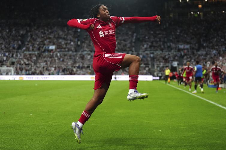 'What was he doing?' – Arne Slot gets wake-up call as Liverpool signing brutally slammed 