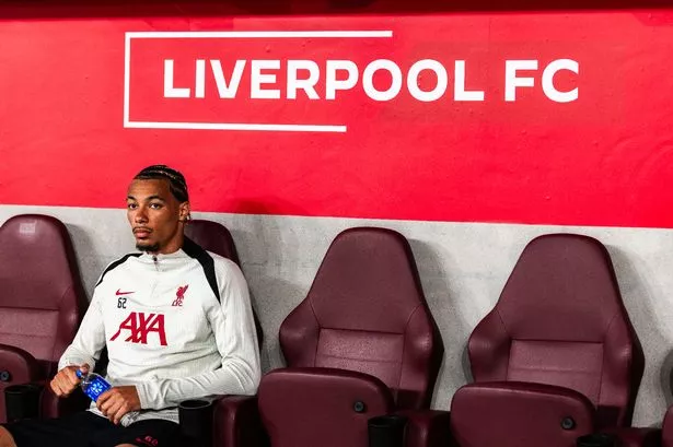 Arne Slot issues cutting response to Hugo Ekitike red card as Liverpool boss sends clear message 