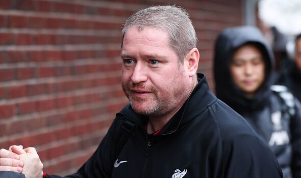 Liverpool women pay tribute to former head coach Matt Beard
